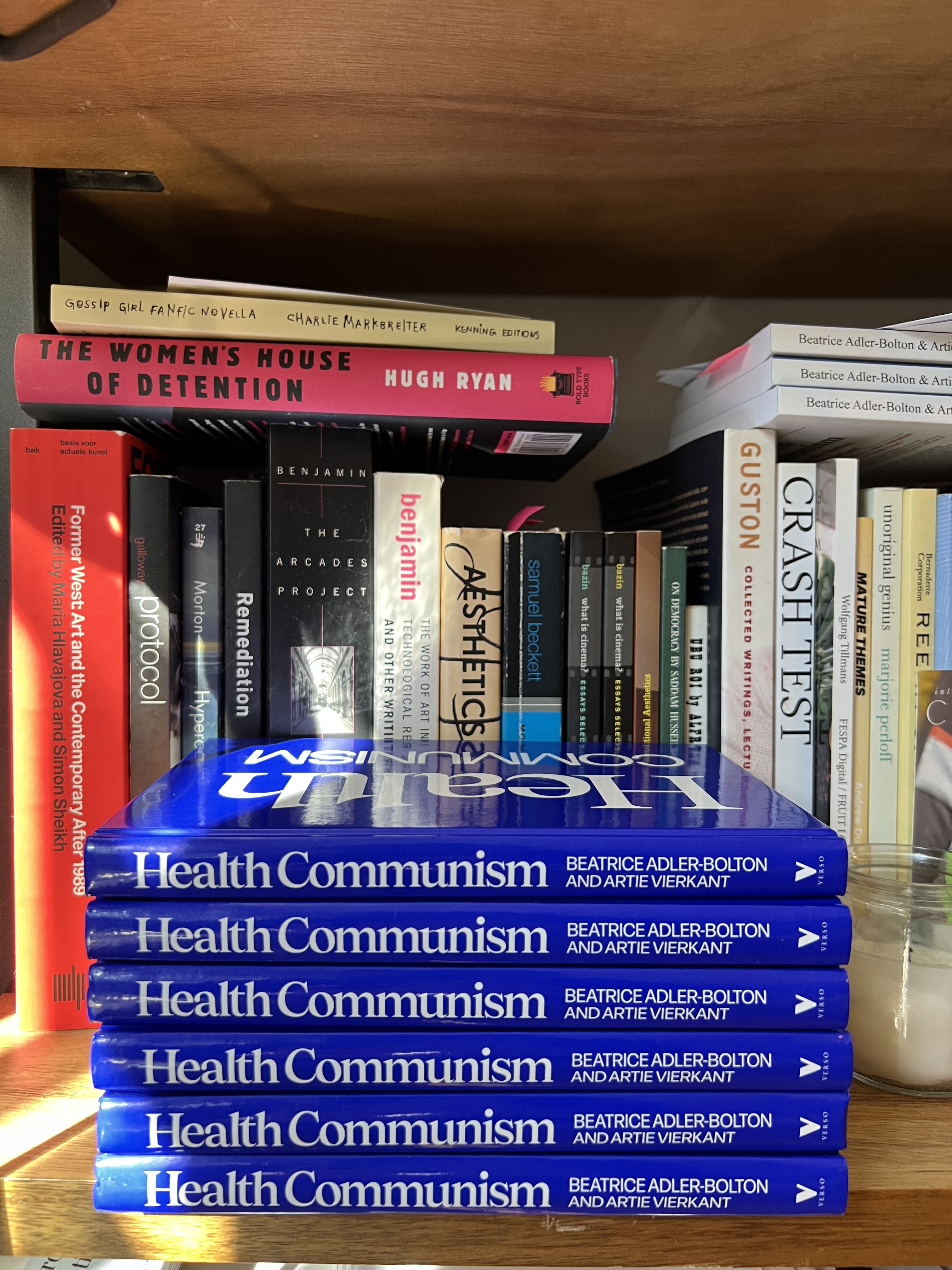 Arti bookshelf 2024
