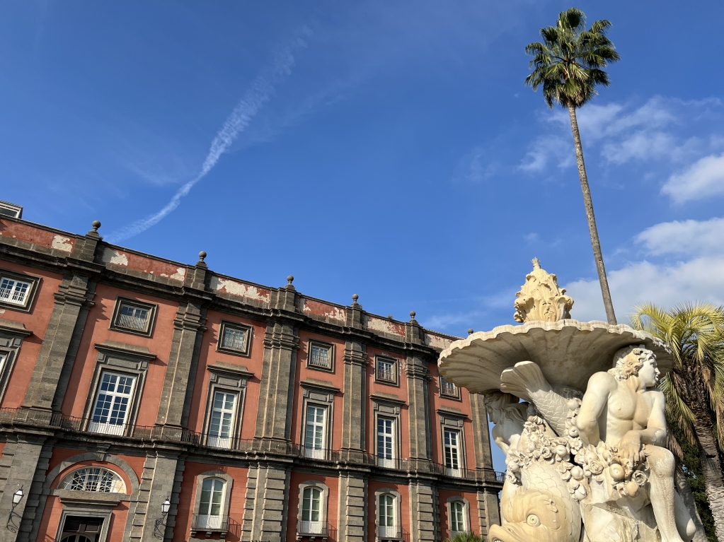 ItalyProGuide's tweet photo. Capodimonte val bene una visita sia per il notevole museo che per il magnifico bosco.
VEDI GLI ARTICOLI SU NAPOLI ⬇️⬇️⬇️
https://t.co/eE99O7P1EV
#guidaturistica #italyproguide #capodimonte #napoli #turismo #italy #naples #italia #travel #tourism #trip #museum #viaggio #viaggi https://t.co/JLMjjy38Yi