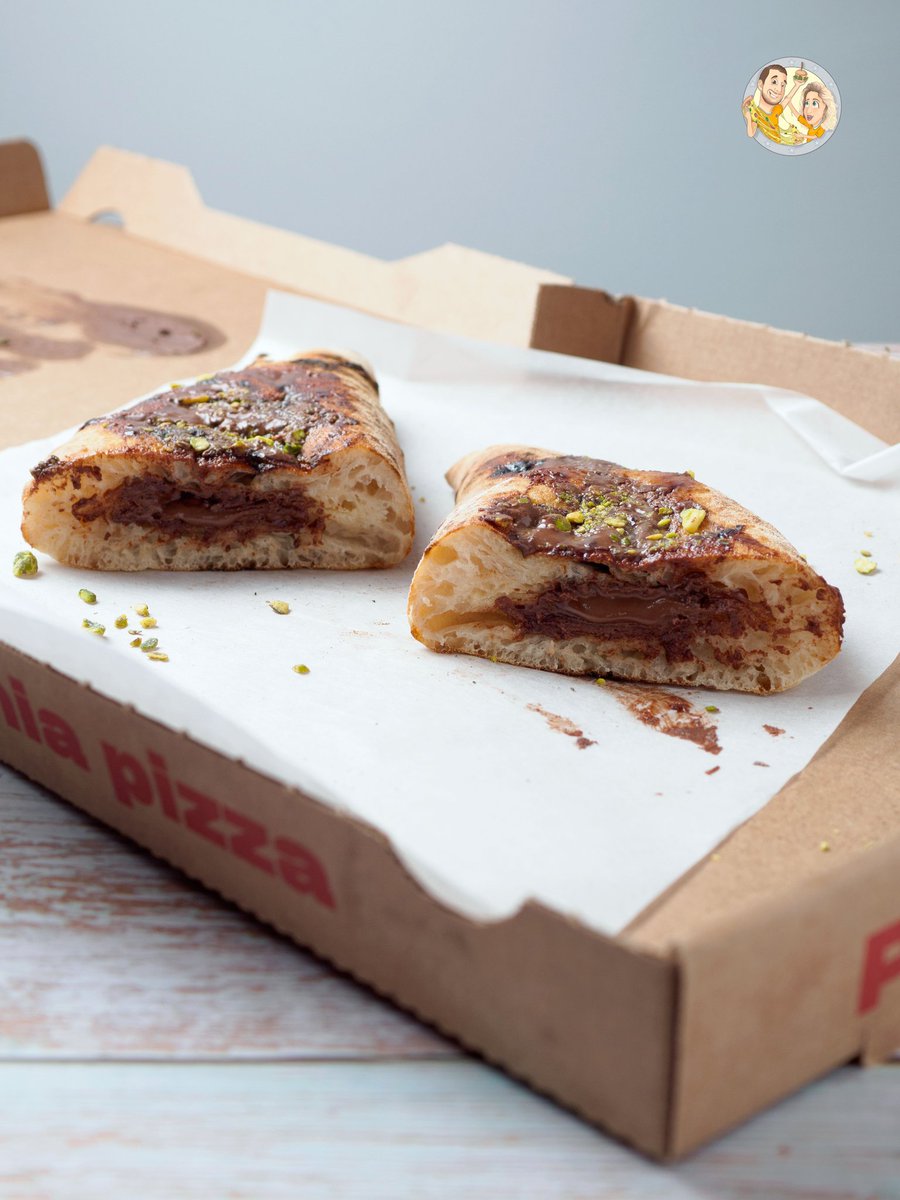 ComerBienMadriz's tweet photo. 🎶I'm addicted to you🎶
Sí, lo tenemos que reconocer. La @Nutella_Espana es nuestra perdición. Esta vez tocaba como relleno del calzone de #Pizzico .
🍫¿Eres fan de la Nutella?
#sweettooth #golosos #Nutella https://t.co/2S2iBWhhAt