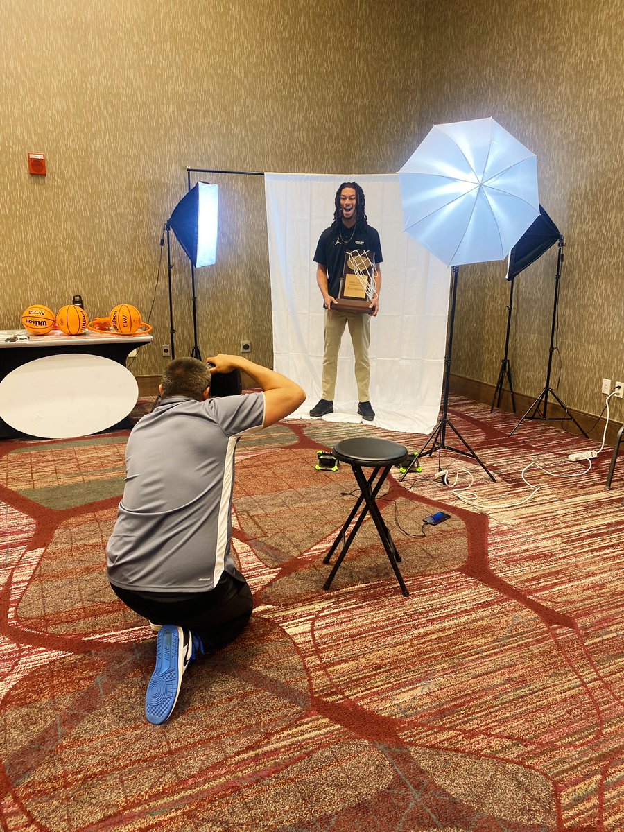 EVV_Sports's tweet photo. That’s a wrap on @OVCSports Basketball Media Day in Downtown Evansville! 

We’ll see you in March! 🏆 #OVCit https://t.co/2KHlT4JVkQ