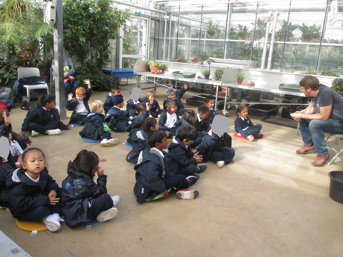 Reception at Staines Prep tweet media