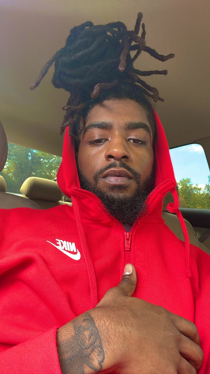 Rell On Twitter I Look Good In Red Don t I