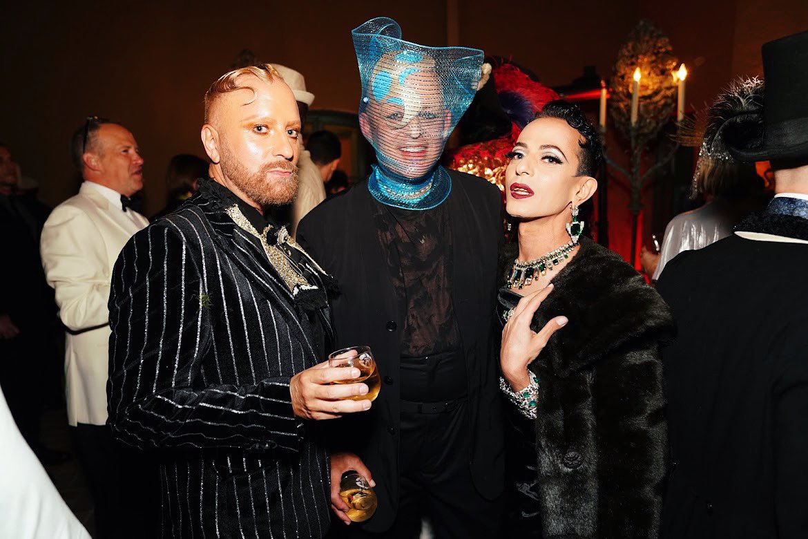 ARMEN RA tweet media