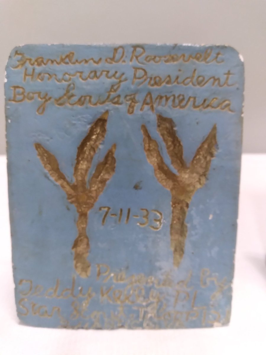 OfficialLWH's tweet photo. #FromTheArchives a pair of #bookends by #StarScout Troop 21 Teddy Kelly from #Virginia. Presented to #FDR on July 11, 1933.Prints of a #woodchuck and #crow #LWH #artifact @NPS_HydePark @FDRLibrary #gastateparks #artifactroadtrip #gahistoricsites @boyscouts #boyscouts https://t.co/3Wta87EaTD
