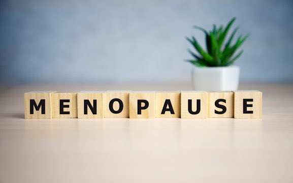 Caroline_Rowe1's tweet photo. #worldmenopauseday &amp; continuing the conversation within @NHSSW.  #transformation team mtg bookended with raising awareness &amp; outlining the vlogs series &amp; support for staff &amp; normalise the conversation. If your own org could benefit from the same - please do get in touch! #scwlife https://t.co/jk8mB1PsmN