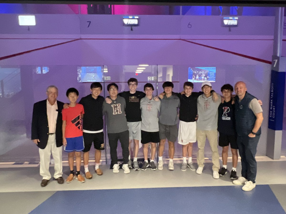 Congratulations to Coach Strong. 20 year Varsity Coach for the Fords Squash team and honored for his service to Squash by the PSRA at the US Open. Great to have some of our current team there to congratulate him. Thanks Coach 👏👏 <a href="/GoFords/">Haverford Athletics</a>