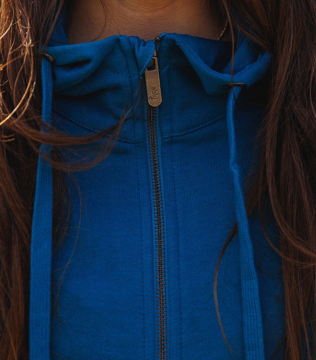 AblyApparel's tweet photo. Seriously, what can't Fillium® do? This technology makes Ably an autumn travel essential because it resists stains, odors, and water. 💦
Wherever you go this season, you'll be able to pack light, wash less, and go further, longer.
#AblyApparel | #WhateverProof https://t.co/gTv0G0CCo1