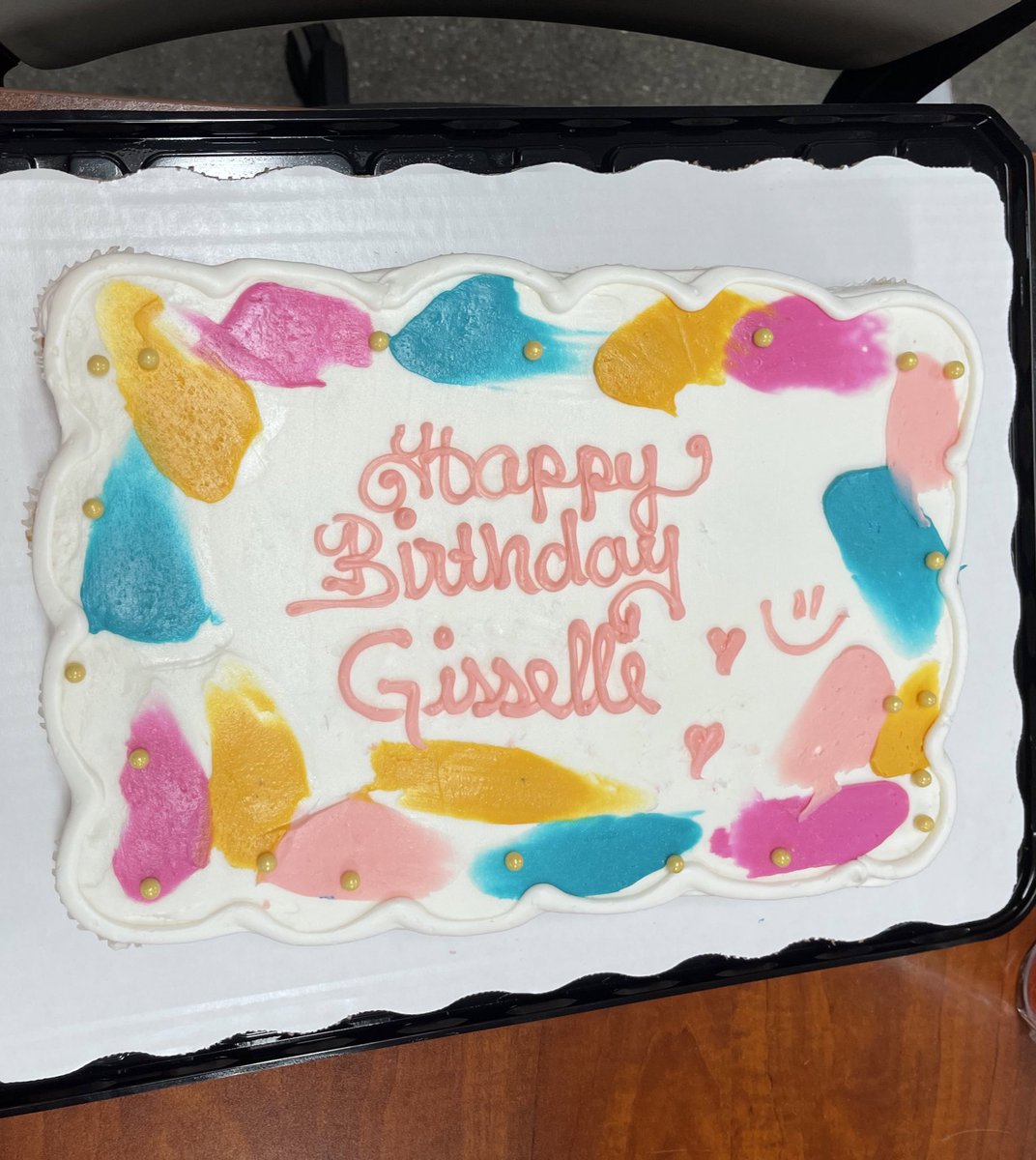 GisselleBFS's tweet photo. Thank to my Home Depot family ❤️ happy birthday to me #25 @CarlMWill https://t.co/UhjgFdRPed