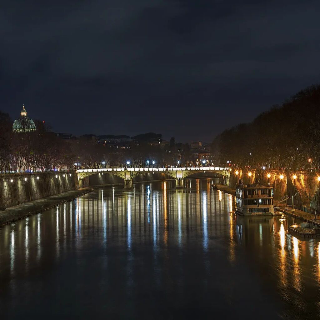 🌍 Roma.. Er cupolone
.
.
.
.
.
#yallersitalia #yallerslazio #yallerslife #volgoroma #vivoroma #super_roma_channel #new_photoitalia  #shotz_of_italia #volgoitalia #new_photolazio #photodiaryit #domiadphotonetwork  #volgolazio #vivolazio #super_lazio_c… instagr.am/p/Cj3gRwUsCWR/