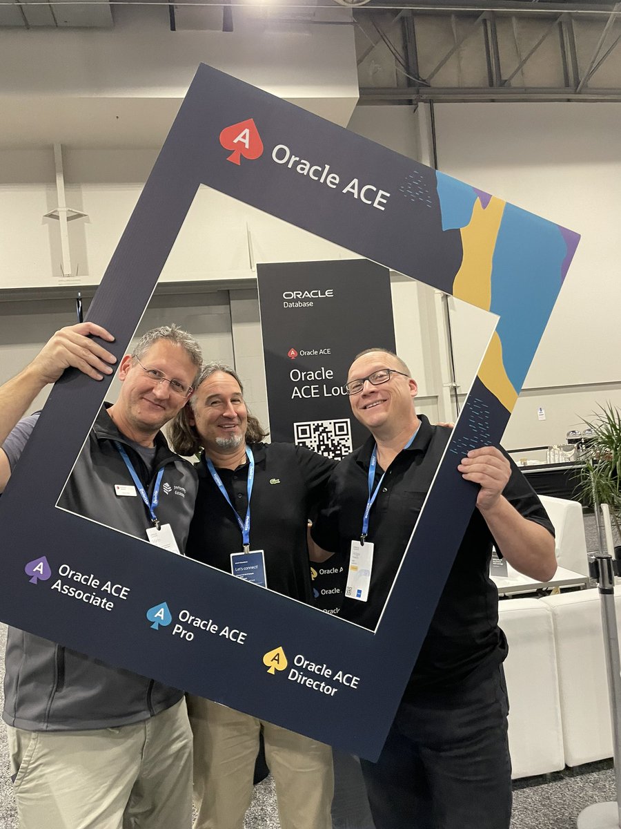 oracleace's tweet photo. Stop by the ACE lounge in the @OracleDatabase area to get your picture taken! #CloudWorld https://t.co/4miJWqs2qI