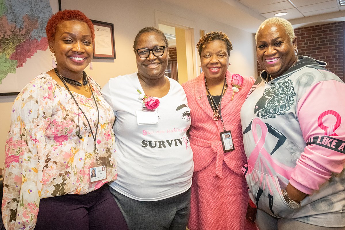 JeffCoToday's tweet photo. The Jefferson County Dept of Finance celebrated its Breast Cancer survivors today at a special lunch. They also discussed the importance of annual exams for early detection! https://t.co/SNdSFJgDPy