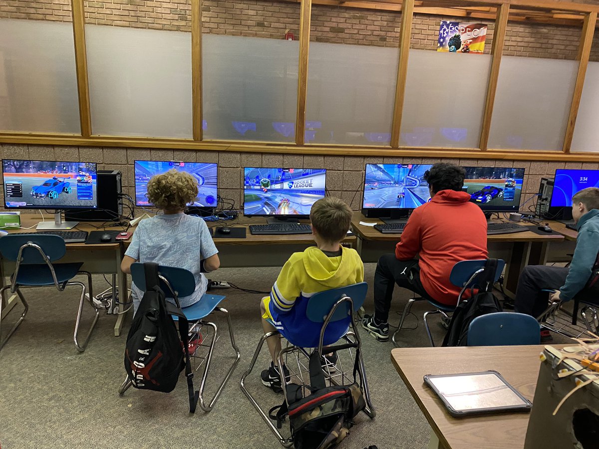 gumtowgames's tweet photo. GREAT match against Maurice River Twp Middle today. Tough competition, and very exciting matches. We were on the edge of our seats! #eSports #esportsedu @RocketLeague @GSEsportsorg https://t.co/XRTDyFcdsS