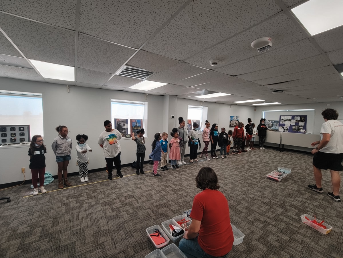 thickdescript's tweet photo. Kids had fun learning about the aviation industry in an engaging way thanks to the University of Oklahoma Sooner Flight Academy as a part of steAm Learning Journey with Urban League of Greater Oklahoma City Inc. #thickdescriptions #steAmlearningjourney https://t.co/0akwhx6aqb
