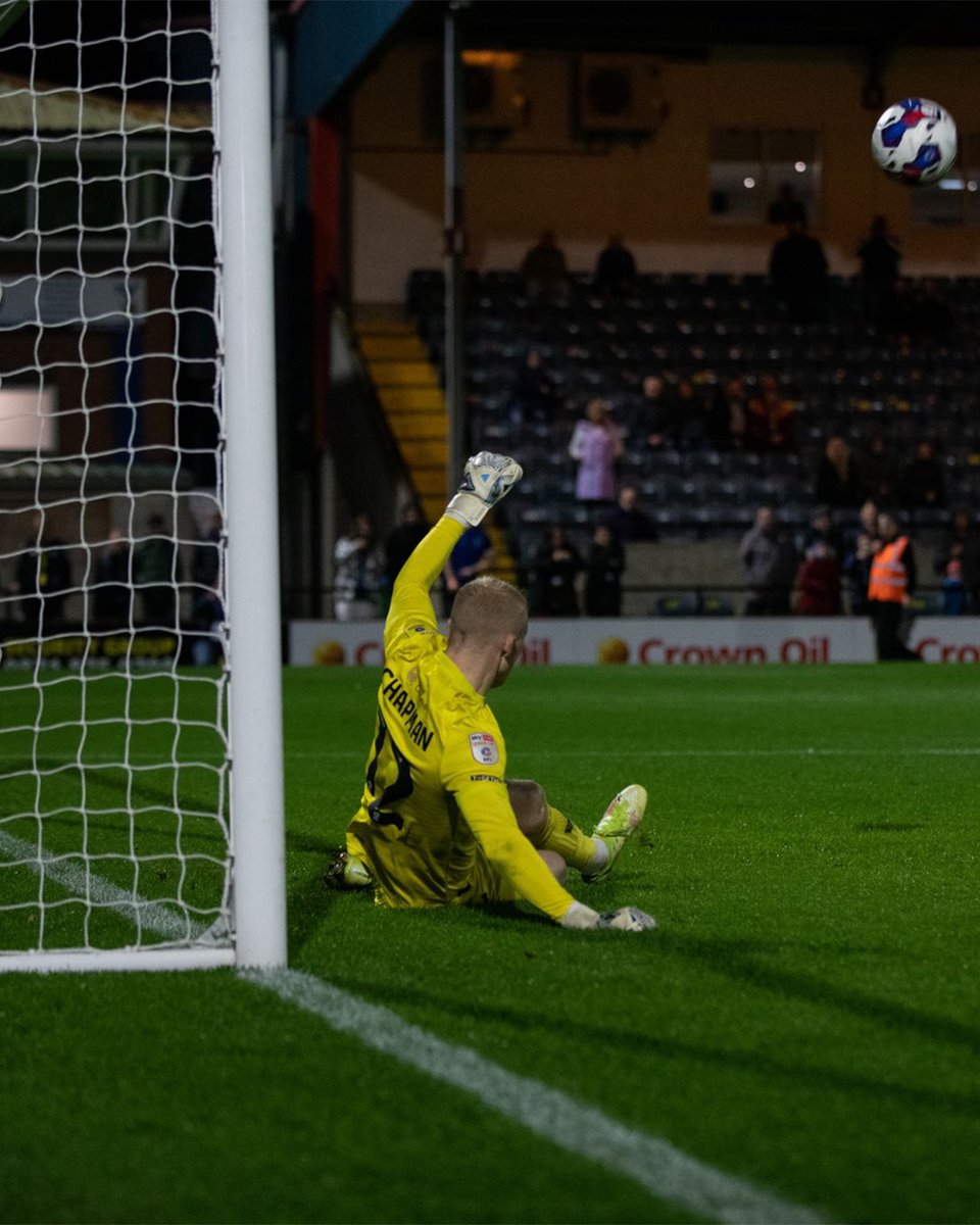 SalfordCityFC's tweet image. This man 𝐋𝐎𝐕𝐄𝐒 a shootout 😤