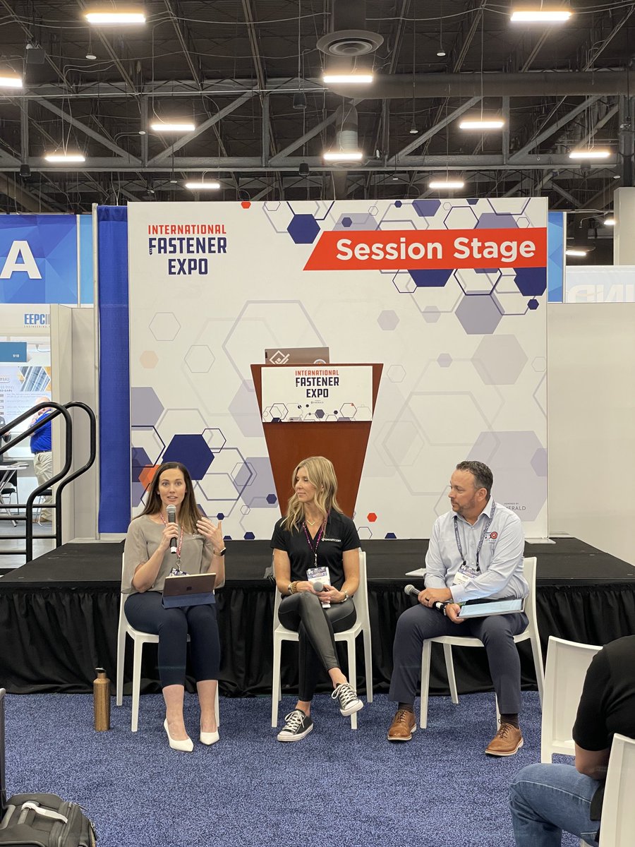 advancenow's tweet image. Brad teams up with ⁦@smartcert_tech⁩ and ⁦@INxSQL⁩ at the ⁦@FastenerShow⁩