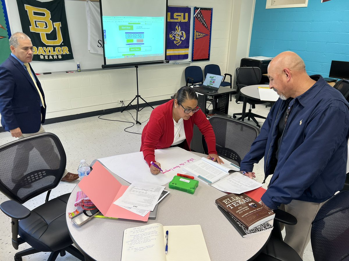 JRod_EISD's tweet photo. El mero mero de LPACs (among many other things), Hugo Hernandez, leading todays session with LPAC Coords. 🙏🏽😁😎📚 #Ch89 #EB #HLS @EISDofSA @DrH_OnTheEdge @drklgilmor @TravisMcKelvain @hugo_bil @ednanesnu @mymustangpride1 https://t.co/fPXXswaFD8