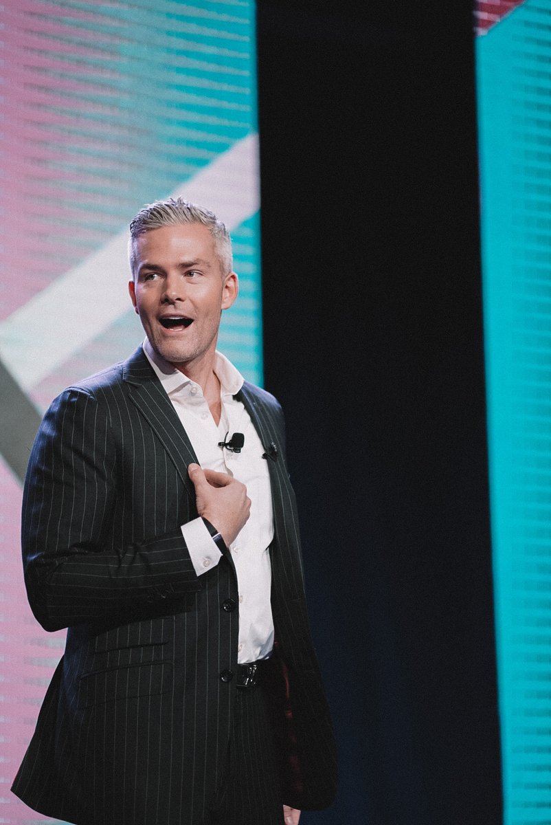 joinreal's tweet photo. We had a fabulous time hearing from Keynote Speaker Ryan Serhant! โจ #OneReal22 https://t.co/XCTL3M5wQy