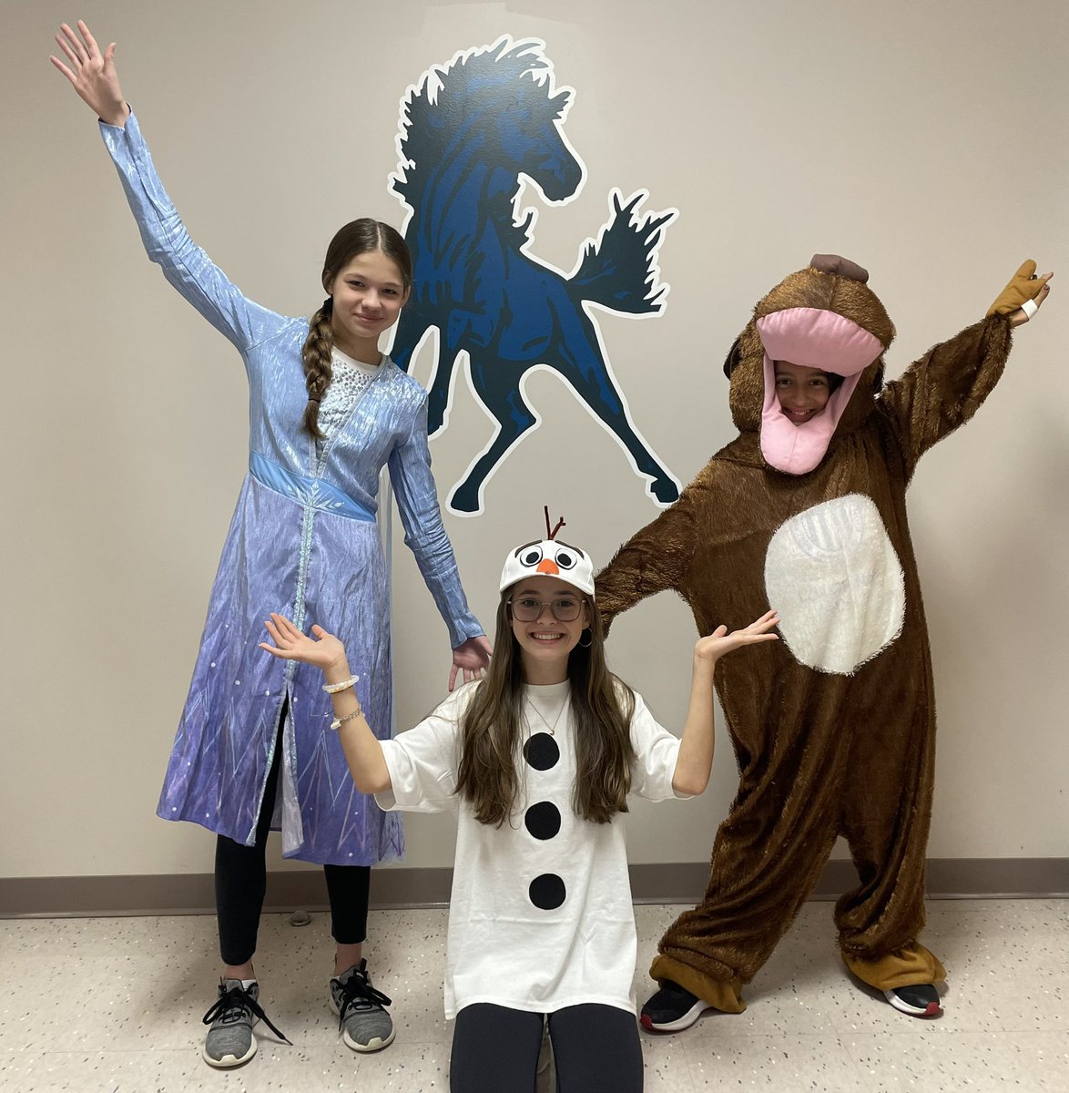 MercymountCDS's tweet image. Spirit Week continues at Mercymount with Character Day!