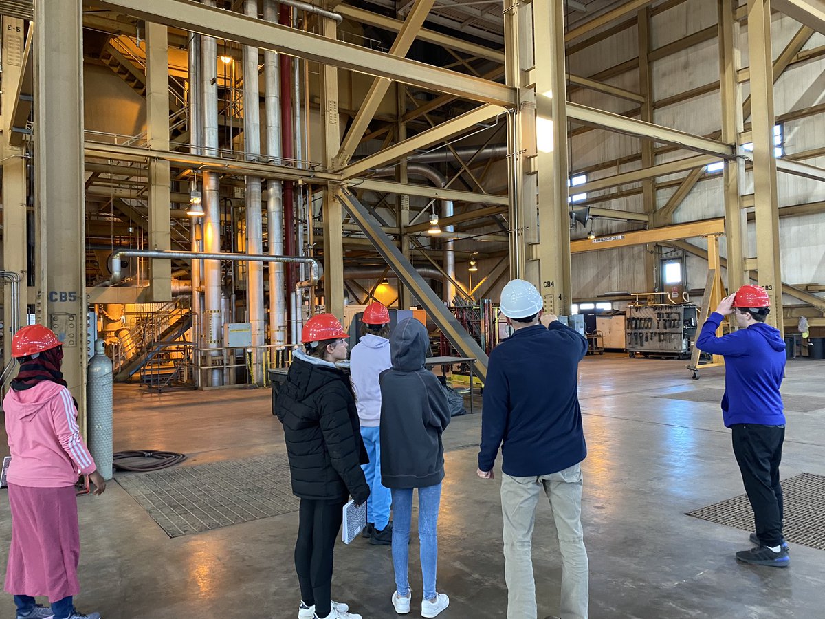 EnergyIslander's tweet image. Thank you to Lynn at Grand Island Utilities for the awesome tour of the Platte Generating Station! We learned a lot of cool lessons about how energy is created. @CityofGI @GIPublicSchools @GISH_AoET