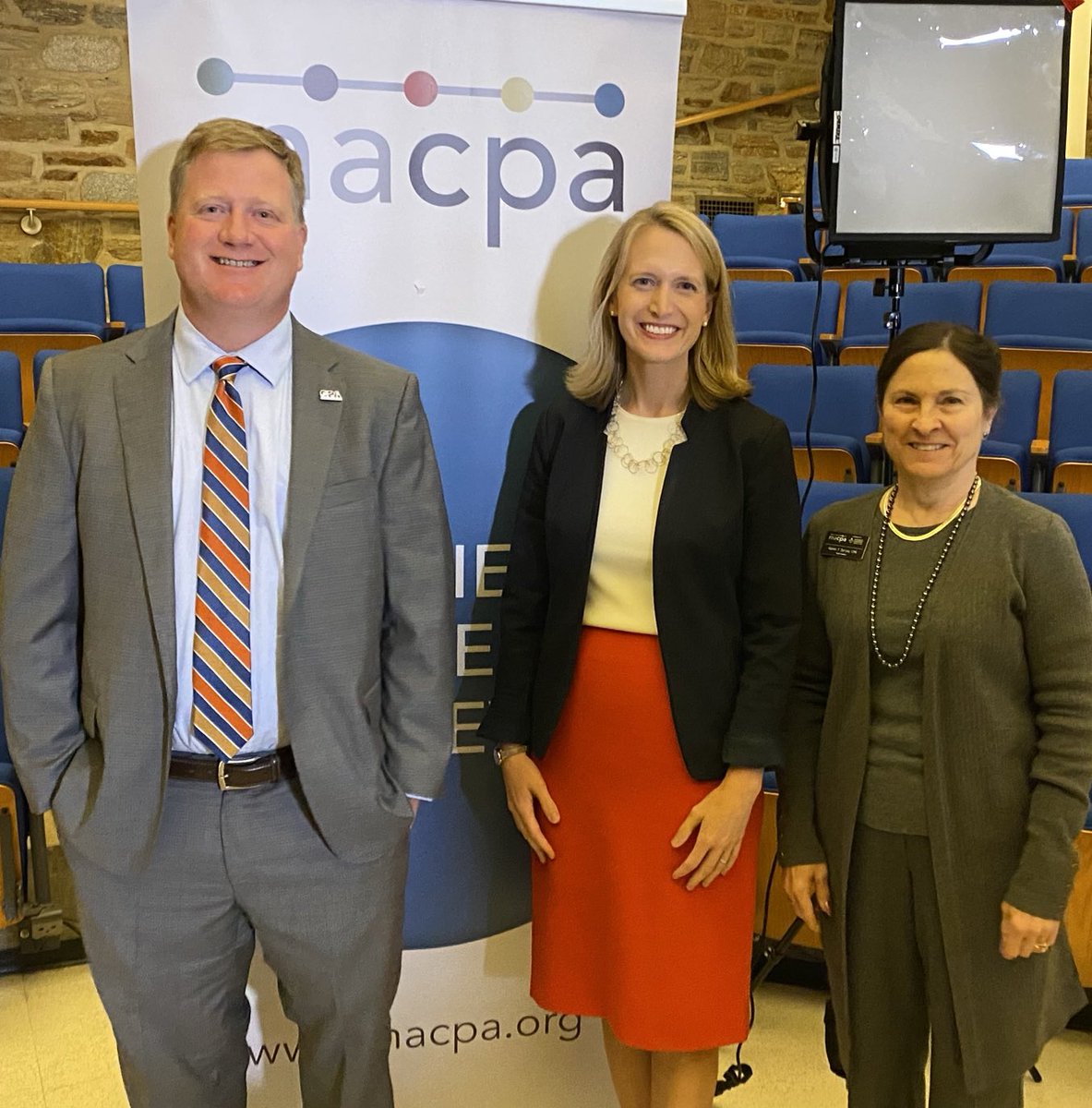 MBMACPA's tweet photo. Thanks ⁦@BrookeELierman⁩ for participating in today's #ComptrollerForum and sharing your vision for the office -- joined here with ⁦@MACPA⁩ State Tax Committee members Karen Syryo and ⁦@jmlcpa⁩ https://t.co/vPP8sxobzW