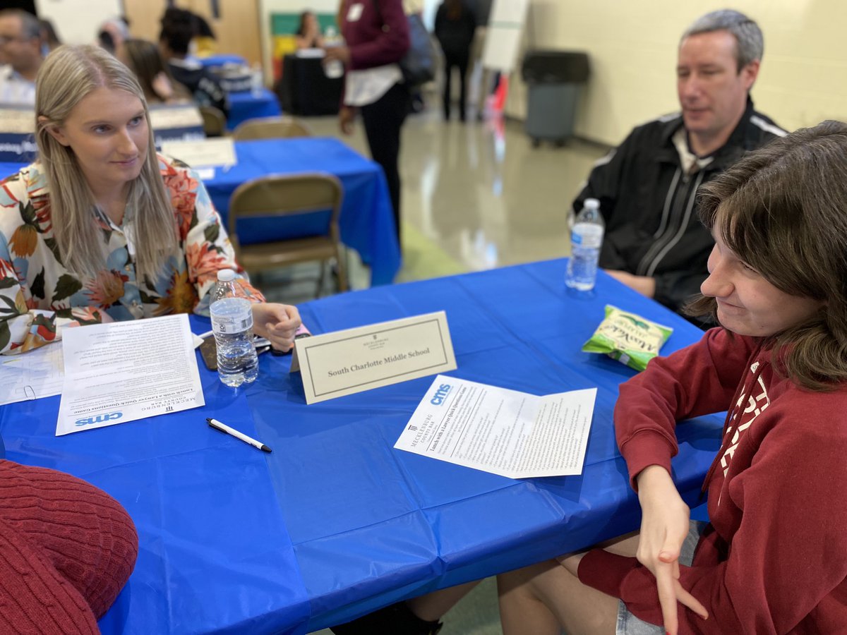 CharMeckSchools's tweet image. CMS hosted the “Lunch with a Lawyer” program for the 17th year! About 50 middle school students and their parents had lunch with mentors from the @Meck_Bar to learn about the life of a lawyer. Great way to start building a student path!