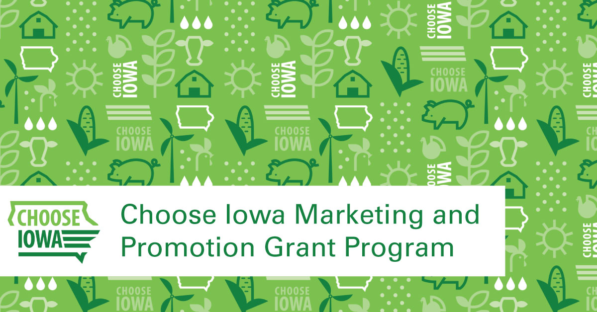 IADeptAg's tweet image. Secretary @MikeNaigIA launched the next round of #ChooseIowa marketing and promotion grants this morning at @SkyViewBeef near Nora Springs. Thanks to the Cunningham family for hosting and @UncsCheesecakes for also participating. Great morning! iowaagriculture.gov/news/apply-for… #IowaAg