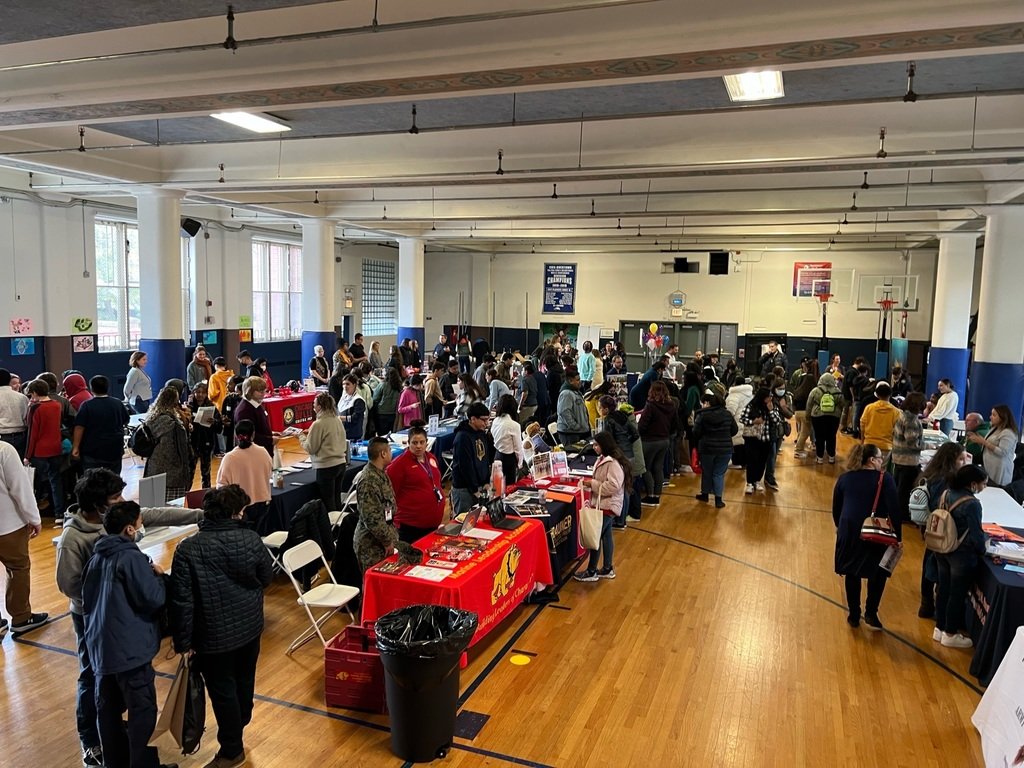 Eighth Graders from all Distinctive Schools CICS campuses attended our High School fair today! Thank you to everyone who attended and made this an amazing day!
