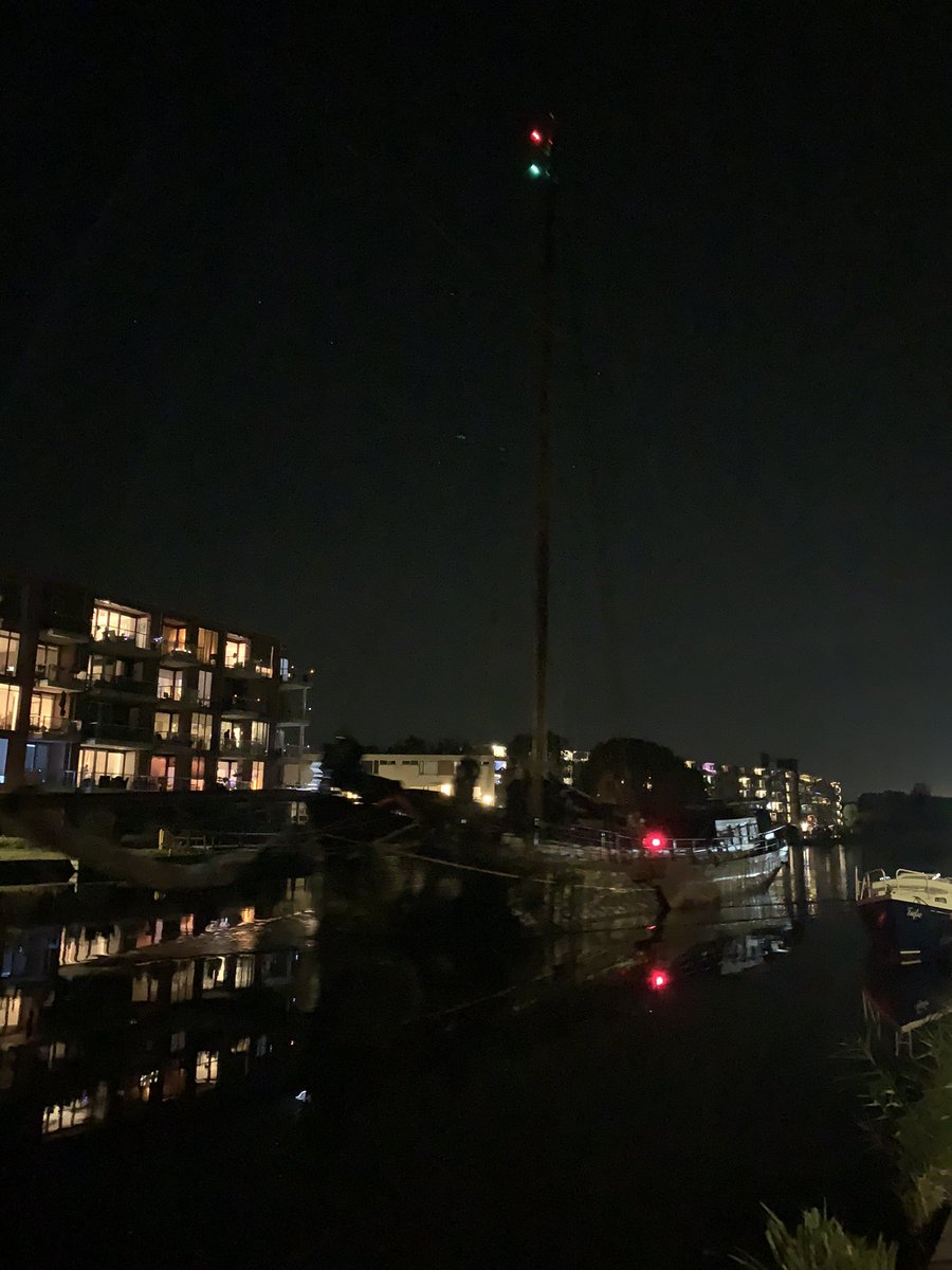 LotPaymans's tweet photo. Avondrondje langs de @Strontrace Deel II: De Jonge Durk, Willem Jacob, Nooit Volmaakt en Spes vanaf de Lisserdijk in Lisserbroek (Warmond is in zicht, Workum is nog ver) #strontrace #warmond #workum #waarisdewind #jagen https://t.co/5C3jw3XTYi