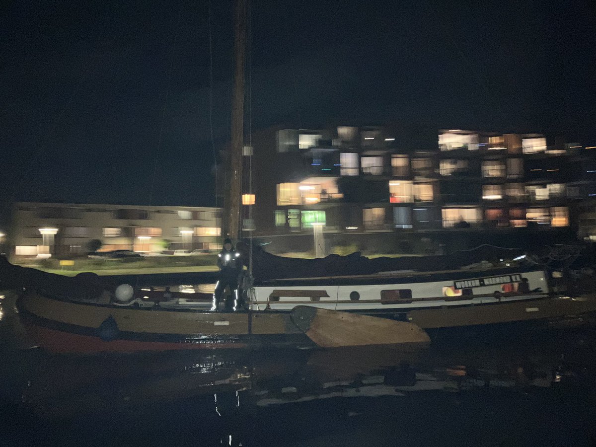 LotPaymans's tweet photo. Avondrondje langs de @Strontrace Deel II: De Jonge Durk, Willem Jacob, Nooit Volmaakt en Spes vanaf de Lisserdijk in Lisserbroek (Warmond is in zicht, Workum is nog ver) #strontrace #warmond #workum #waarisdewind #jagen https://t.co/5C3jw3XTYi