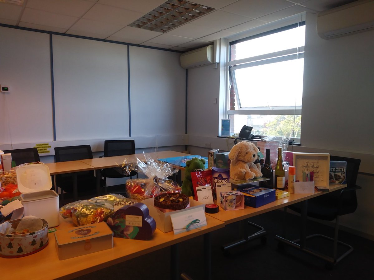 Michell14597597's tweet photo. Thank you to everyone who contributed to the Raffle today, in support of a colleagues family. We raised an amazing £330.00
Thank you all so much for your kind donations.
@ESHT_CHIC @BevWalding @zazstone_sue @SEWB_ESHT @ESHT_WBHPT https://t.co/KTO43BGKD1