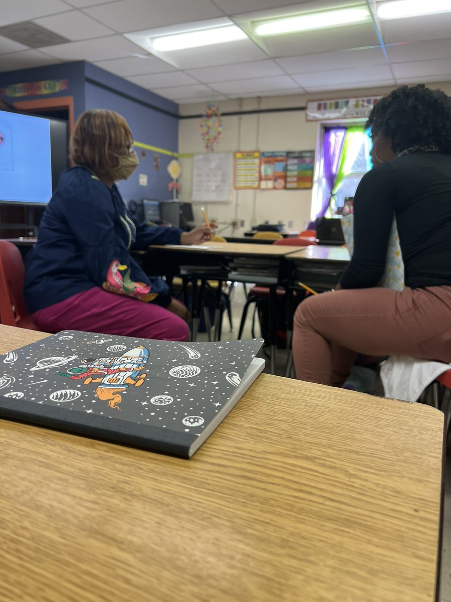 Co teaching, reflecting, debriefing, and collaborating on next steps are essential to effective coaching. It’s a teacher-coach partnership and that’s when the magic happens 🤩 @ARICoachJanessa <a href="/BhamCitySchools/">Birmingham City Schools🎓</a> <a href="/AlabamaAchieves/">Alabama State Department of Education</a> <a href="/Alabama_Reading/">ARI / The Alabama Reading Initiative, ALSDE</a>