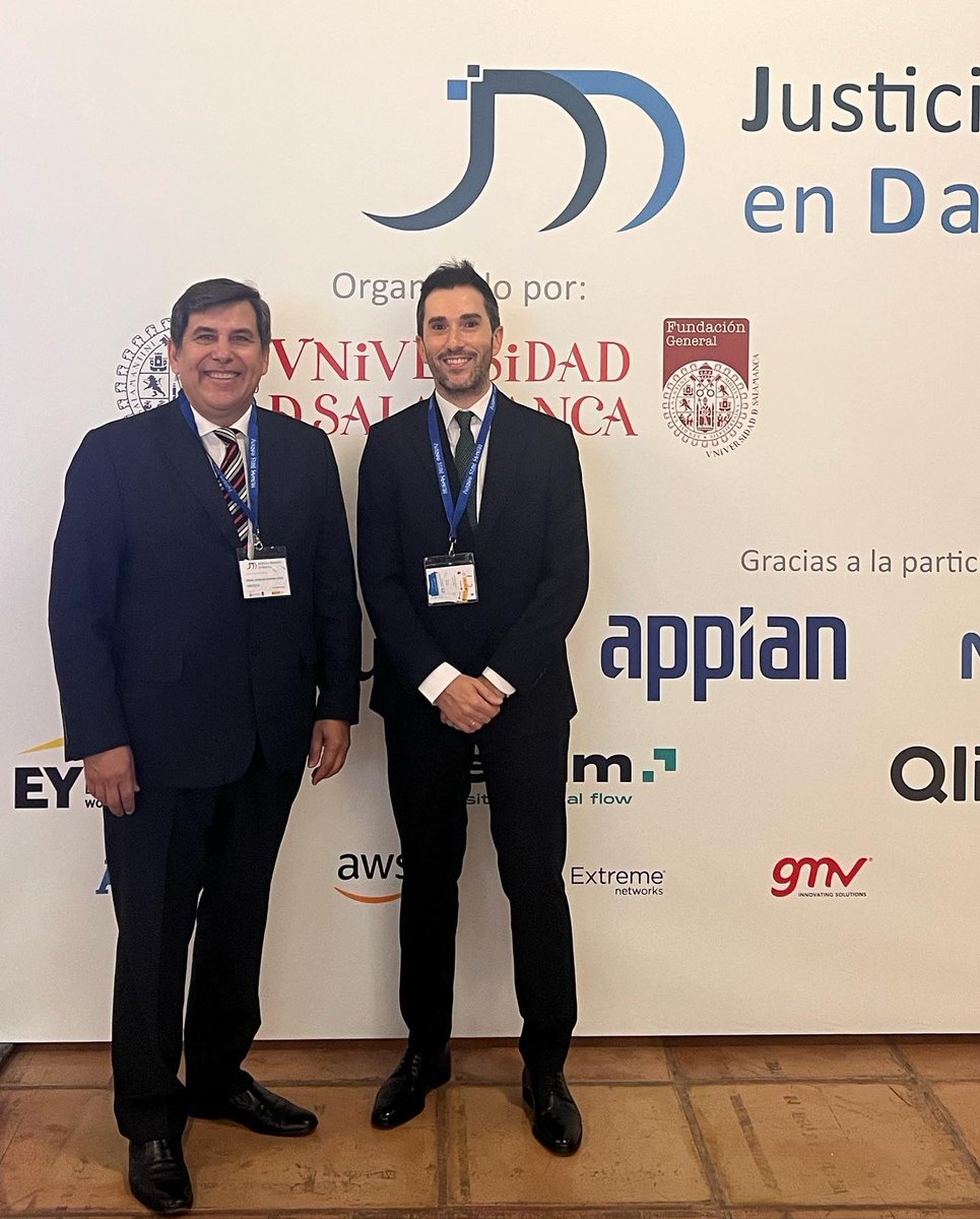 ahcarmona's tweet photo. Feliz de haber representado a @UnitechCorp en la @usal en el 1er Simposio de #JusticiayDerechoenDatos donde mostramos la aplicación de #IA y #LinkAnalysis al proceso penal de instrucción
#iurix #i2 #tranformaciondigital
Ponencia: https://t.co/ZkOBar1znd https://t.co/Nt5XqaT2Pu