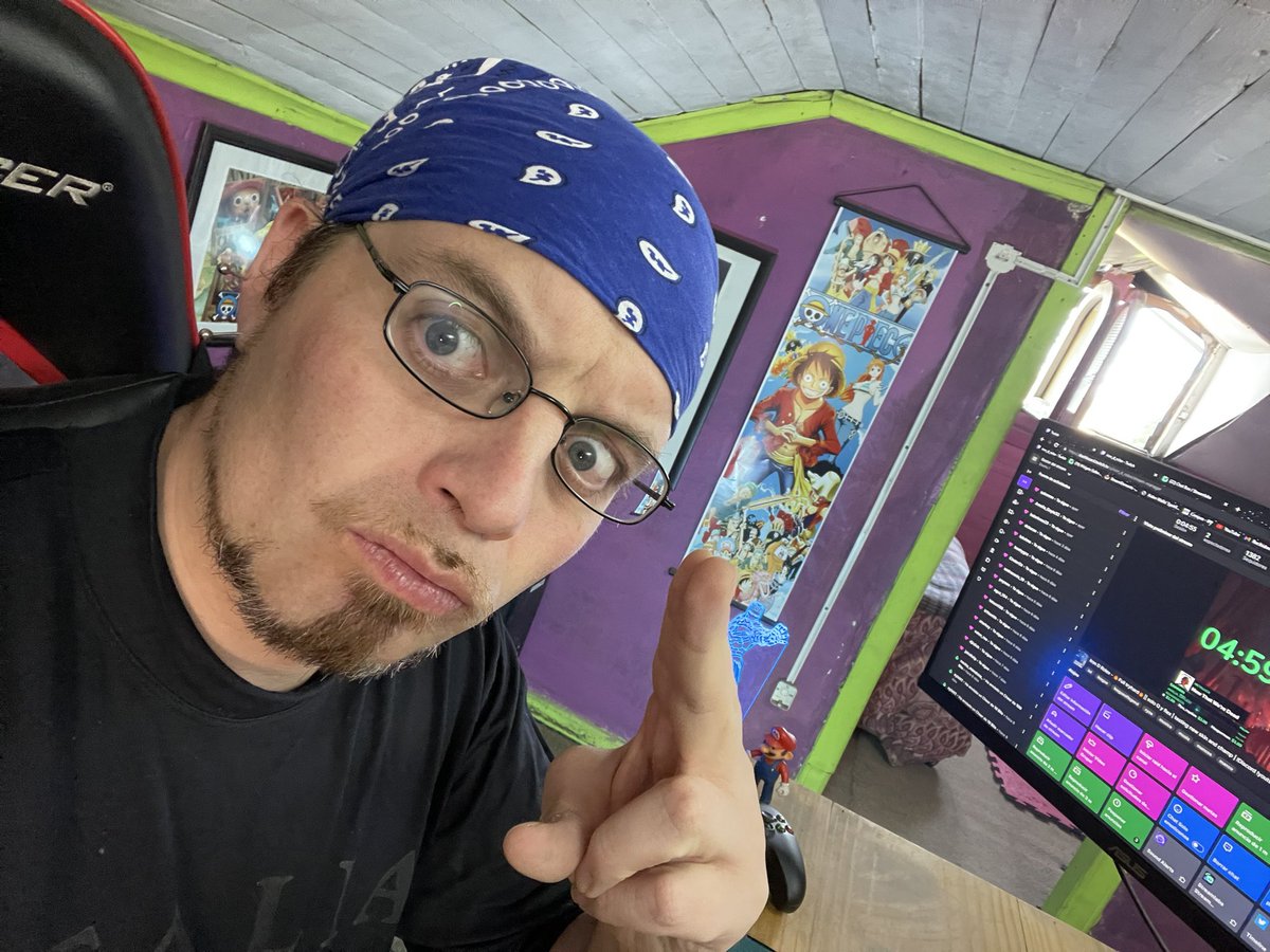 irondrolex's tweet photo. Martes full #tryhard | Let’s rock 🎸🎸
⬇️Apoya el canal aqui ⬇️
https://t.co/EPBvx8xGbi
#stream #twitch #twitchstream #Fortnite #twitchstreamer #twitchtv #twitchchile #streaming #arockandrolear #variosjuegos #FortniteSeason4 #stream #lol #leagueoflegends https://t.co/wZct2qdUjE