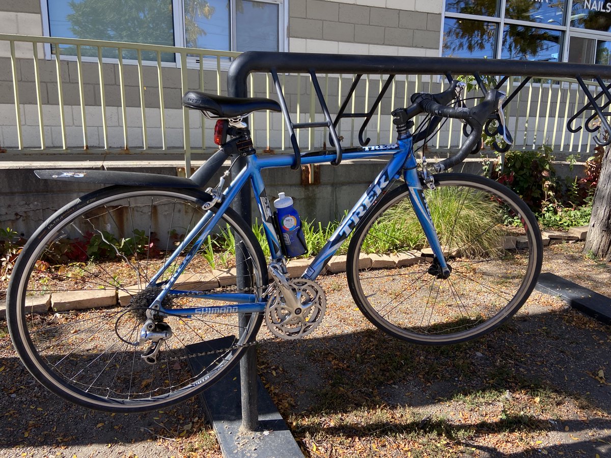 aud_whee's tweet image. Okay #biketwitter, what is the correct way to use this bike rack? Any of the options pictured or something else entirely?