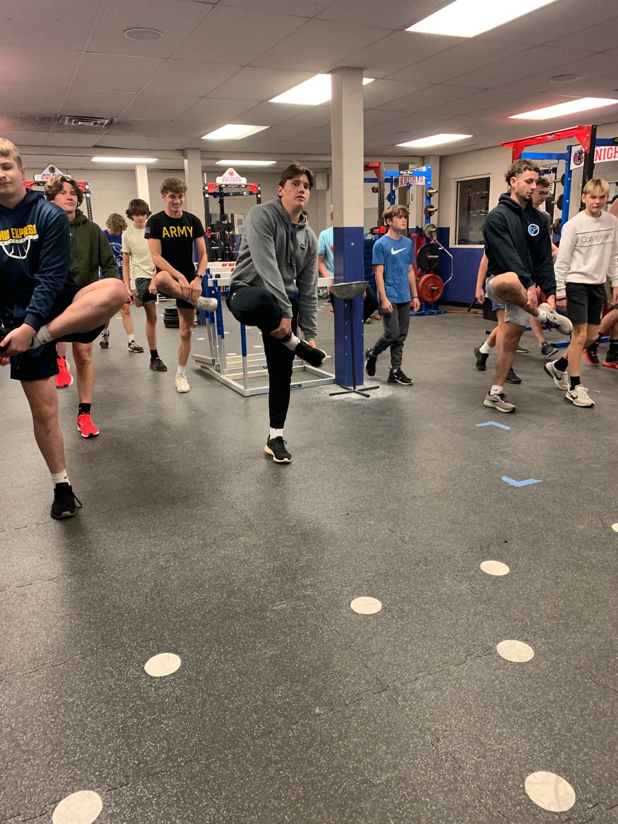 boys_holmes's tweet photo. Tuesday lifting! We got some guys that don't mind working! Very rare these days!  Great parents and role models here! #werebettertogether #thosewhostay #whknights https://t.co/nS8qrpQOTf
