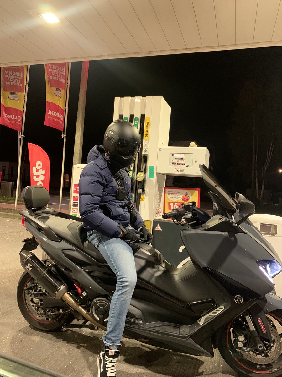 Marnick26's tweet photo. ⛽️ https://t.co/qv37syiONu