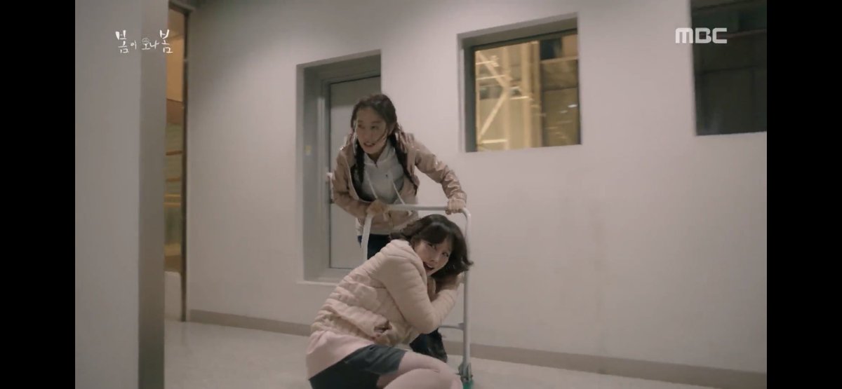 dramaflwr's tweet photo. episode one | #SpringTurnsToSpring
It has been a while since I really laughed and smiled during a first ep! This was such a fun, chaotic introduction to the story & characters.
I almost clicked off at the start (first 5 mins) but I'm happy I stayed!
Rating: ⁵/₅ https://t.co/9QvAnug0FJ