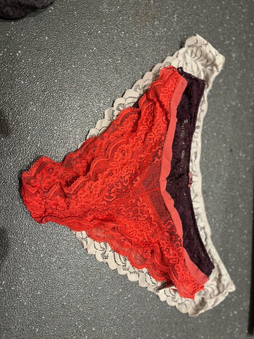 Who wants to buy some panties 😉💦 #contentcreators #onlyfansbabe #feetfethish #LatexClothing #underwearselfie