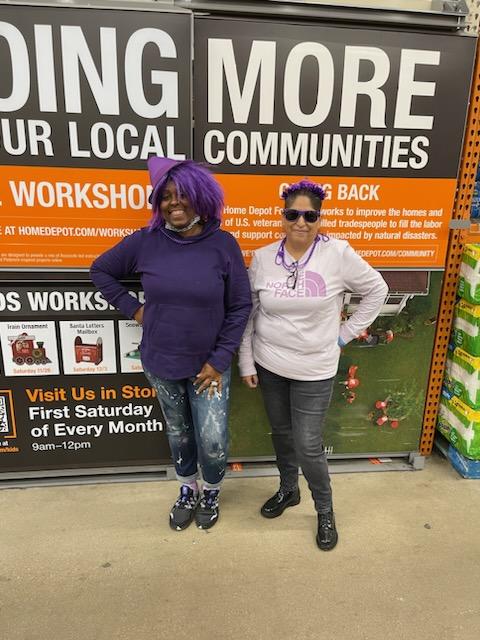 1908FESD90's tweet photo. #CAM2022 #1908STRONG
D90 celebrating purple ๐ day. These 2 are so funny.
@DeerAttlee @raulrivera74 @Asophistikit @CuetoGisell
@Manny_CubFan @White2Dawn https://t.co/5yozGh4noB