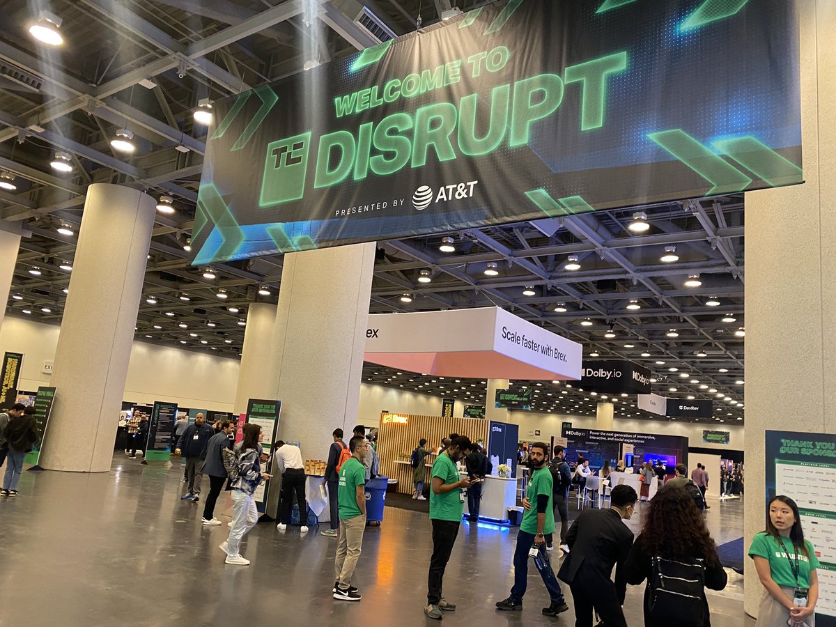 lingo__mii's tweet photo. はじまりました！

#Disrupt2022 https://t.co/tPOv3sz1qA