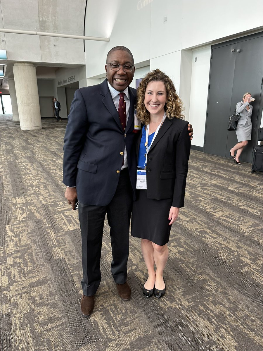 Exciting to catch up with my <a href="/UNCSurgery/">UNC Surgery</a> mentor <a href="/AnthCharMD/">Anthony Charles</a> at #ACSCC2022