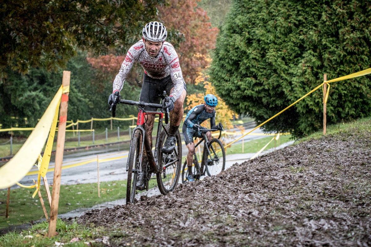 CyclingBC's tweet photo. The forecast is calling for 🌧️ ! Could there be a muddy CX race, finally? The @sorcebikeclub @physiomovesclinics JunkYard Cross race in Surrey and @broadstreetcycles GP @crossontherock race # 4 in Langford are  this Sun, Oct 23rd. Links to register at https://t.co/wWuFUflTaH https://t.co/n4e0FByNrG