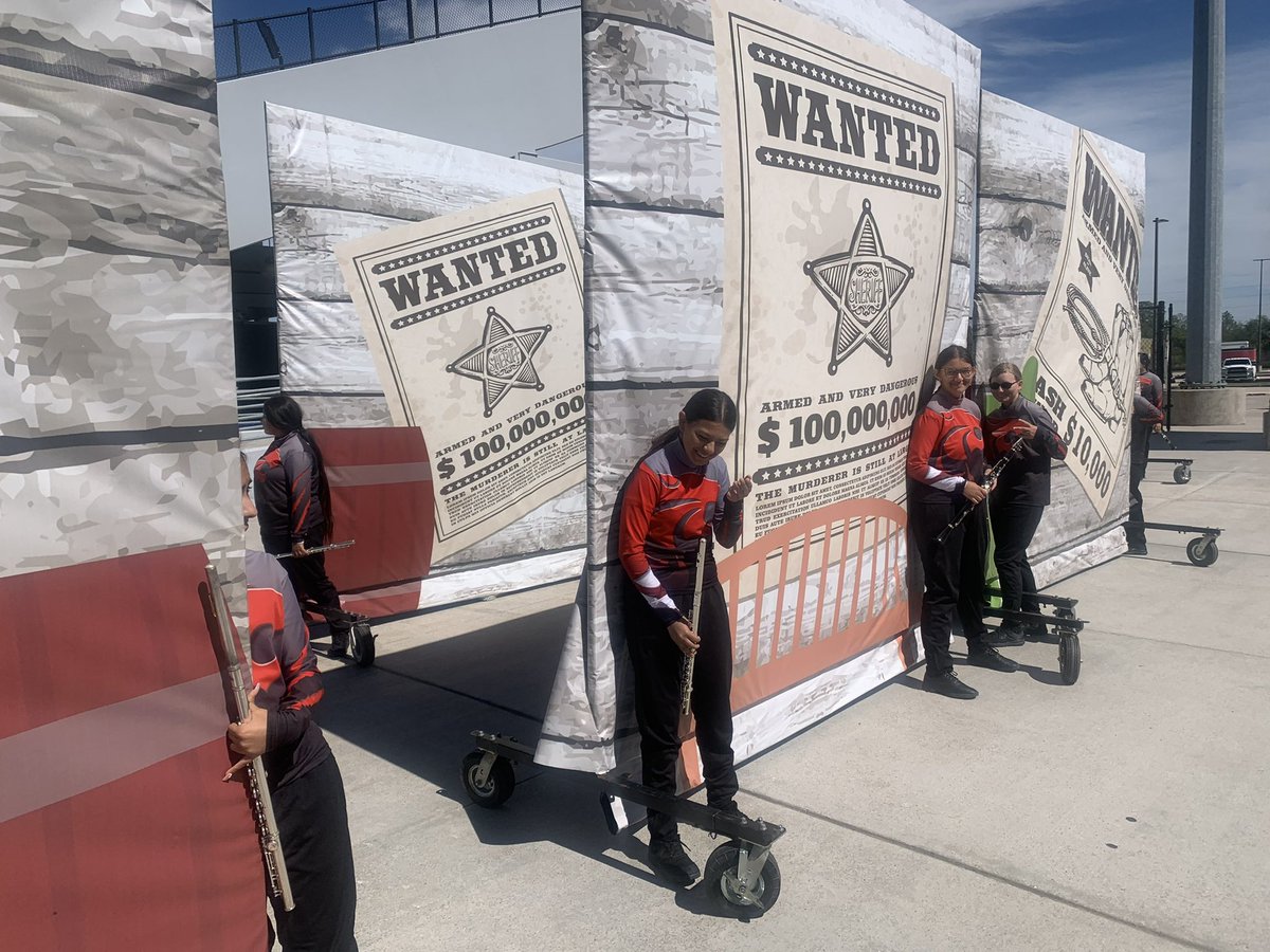SplendoraHigh's tweet photo. What an exciting day for our Wildcat Band! The band performed their UIL Marching Contest show “Howdy Y’all” &amp;received First Division ratings from all 3 judges and are advancing to area contest! Congratulations! Show up- All In- No Regrets! #CultivatingExceptionalPeople #ALLGROWTH https://t.co/Wbfdcp0KKv