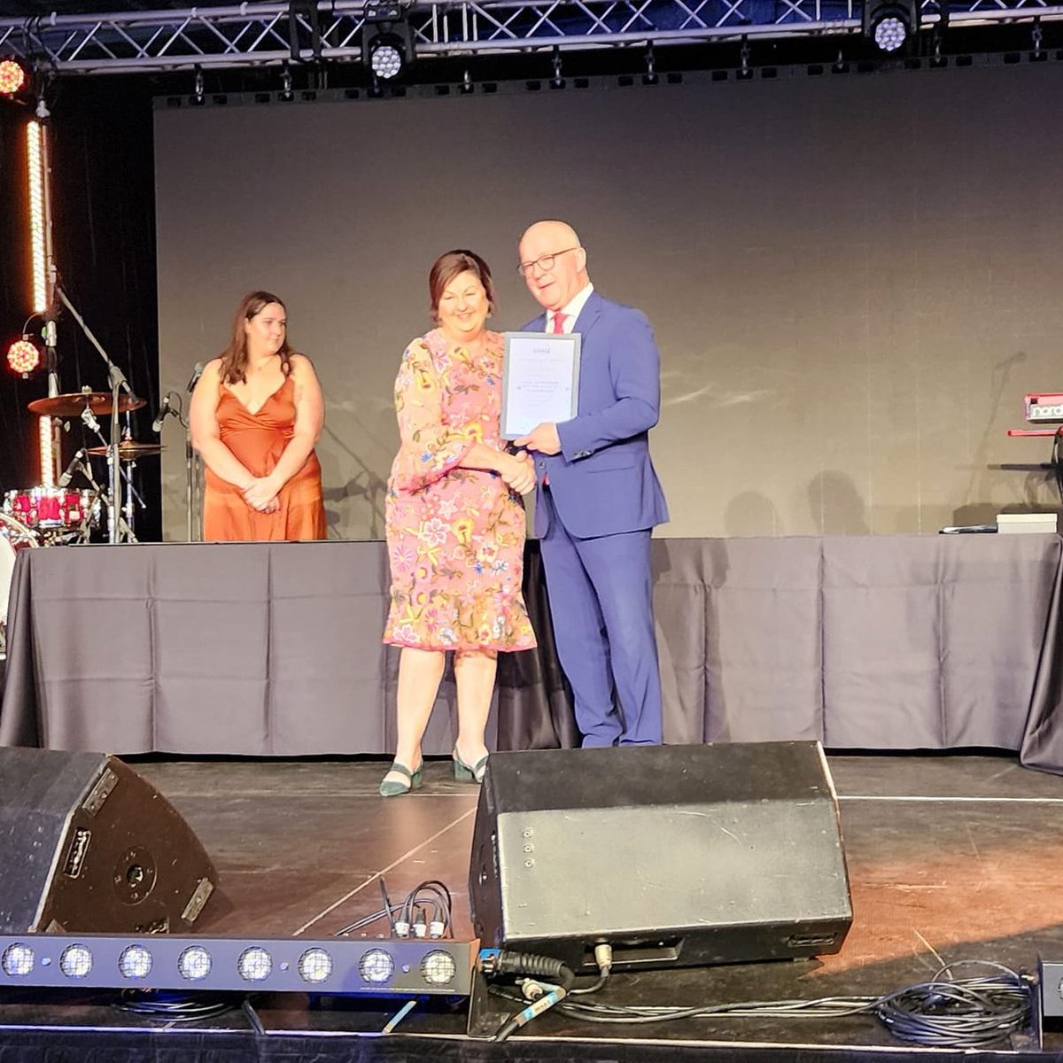 isaacrcouncil's tweet photo. Our Mayor Anne Baker received a very special award at the @LGAQ Annual Conference in Cairns last night
She was recognised for her 15 years service to the Isaac region as a councillor in local government. We love you, Mayor Baker! #LocalGovQld | #LGAQ2022 https://t.co/vVOfviBoYY