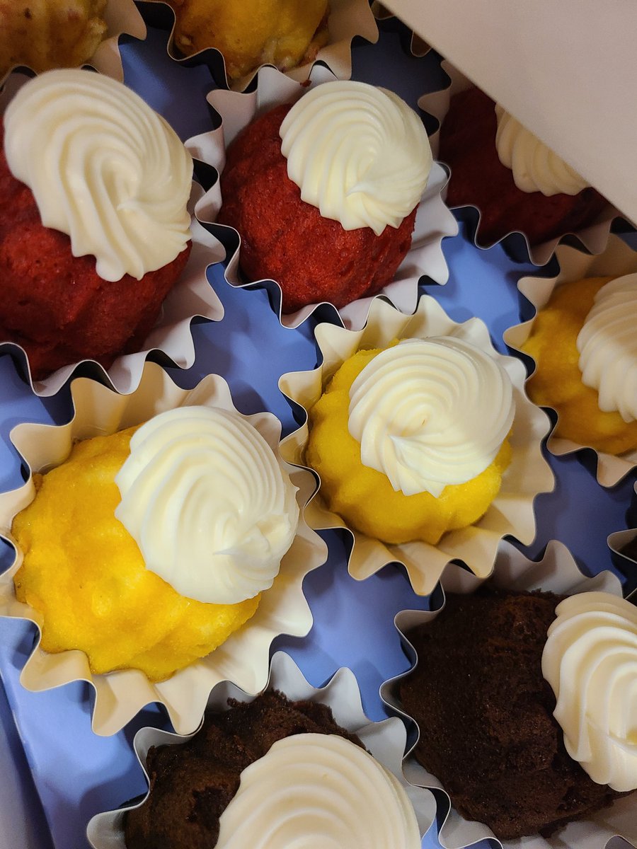 Colleen FES 1908 (@1908fesd90) on Twitter photo My team TAKES THE CAKE. So yummy. #CAM2022 #1908STRONG <a href="/raulrivera74/">Raul Rivera</a> <a href="/DeerAttlee/">Attlee Deer</a> <a href="/Asophistikit/">Arieneccia LaTrece</a> <a href="/CuetoGisell/">Gisell1908</a> My team TAKES THE CAKE. So yummy. #CAM2022 #1908STRONG <a href="/raulrivera74/">Raul Rivera</a> <a href="/DeerAttlee/">Attlee Deer</a> <a href="/Asophistikit/">Arieneccia LaTrece</a> <a href="/CuetoGisell/">Gisell1908</a>