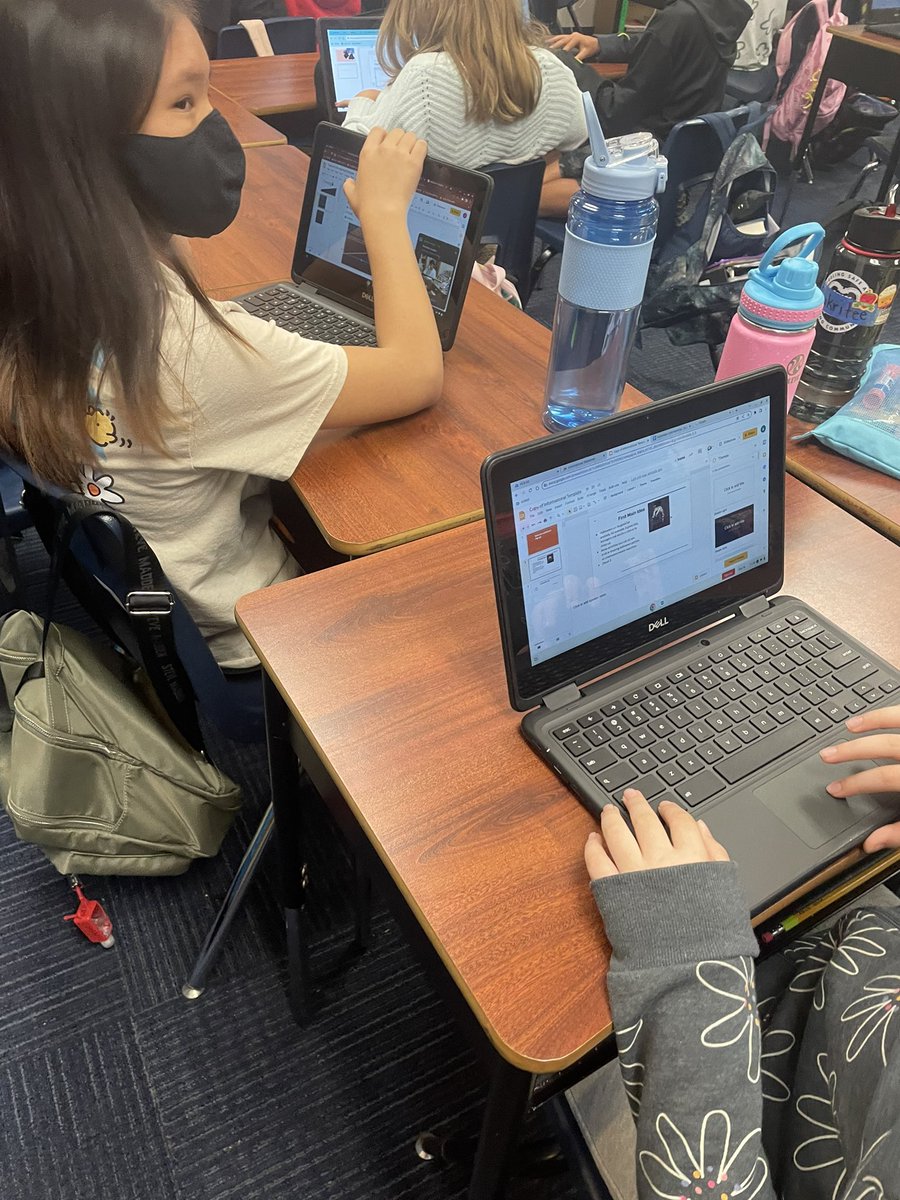 MsAitkenMPE's tweet photo. 5th graders turned their informational writing into a Google Slides presentation to share with the class! #ParrotPride #MidwayParkElementary https://t.co/MJatQSiO2q