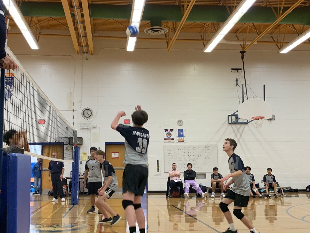 KASSAASports's tweet photo. Watching some great Junior Volleyball action! @BayridgeSS_LDSB vs @MRivierSports #hardworking #greatsets #allouteffort https://t.co/gdHmP7O5Vo
