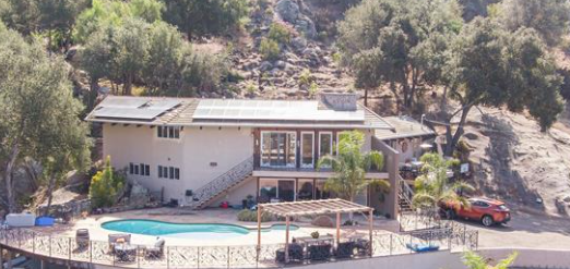 eLoanRealty's tweet photo. House for Sale ❗️ ❗️ ❗️

Well maintained and upgraded 4 bedroom 2 story home is move in ready. Lovely natural wood flooring. Enjoy peaceful evenings and family pool parties at your expansive deck and built in pool. 

Location: Valley Center, CA 92082
Listing Price: $1,195,000 https://t.co/eF5G4dI1dA