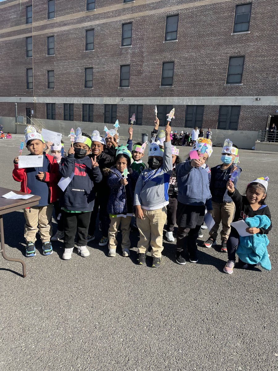 Great time learning about rockets at Roosevelt School!