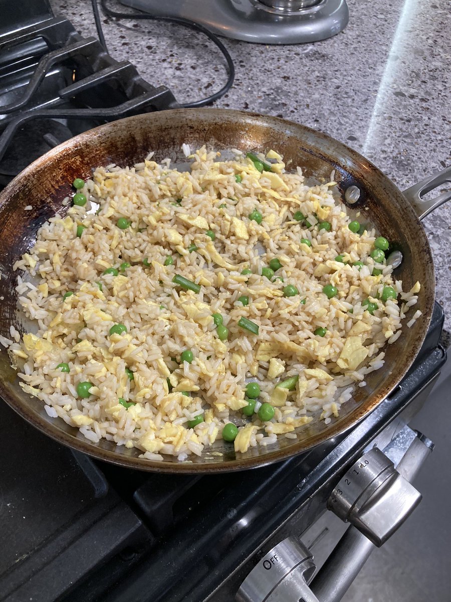 PRMrsJones's tweet photo. Fried rice today in #culinary1 #instantrice @SKochPR @peckhart20 https://t.co/obwZ2SLAoR